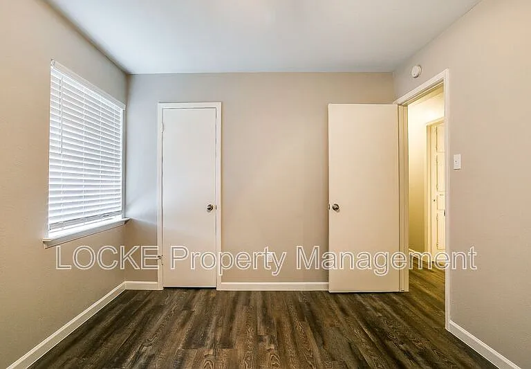 512 Stallion Ln — Photo 14