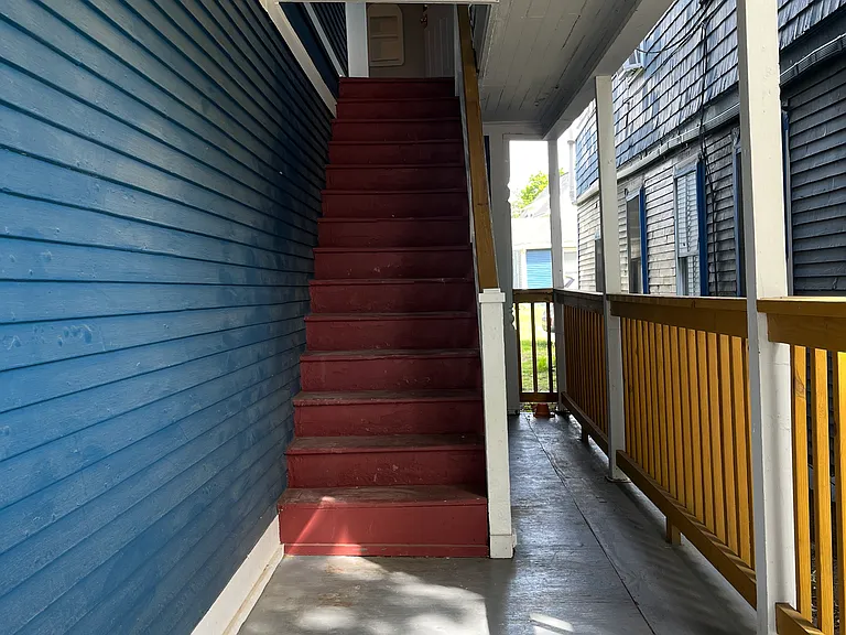 18 Ward St — Photo 37