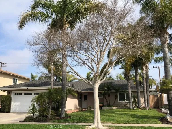 10251 Cutty Sark Dr, Huntington Beach, CA 92646