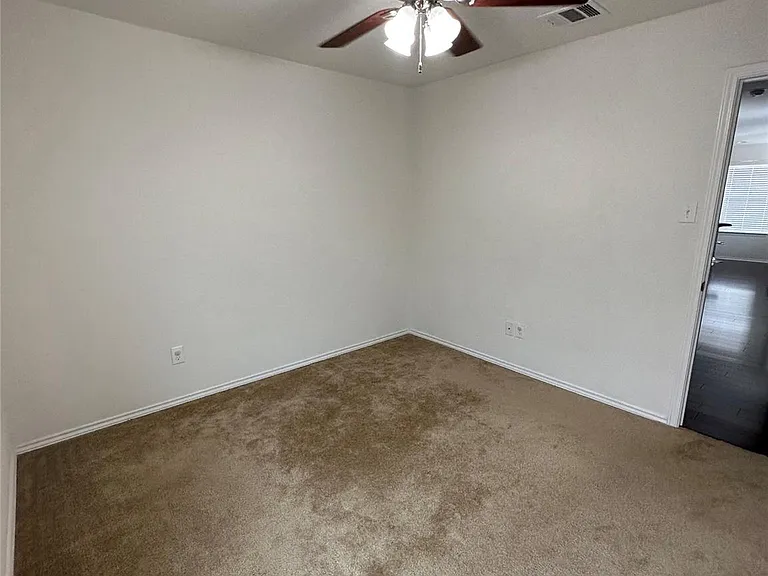 1248 Hyde Park Dr — Photo 35