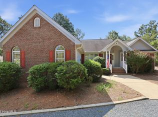 137 Winsford Circle, West End, NC 27376