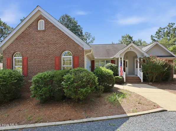 137 Winsford Circle, West End, NC 27376