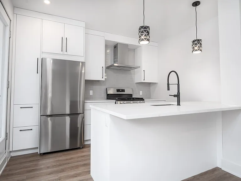 85 Rosemount Ave #C — Photo 1