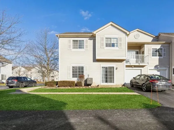 65 Braxton Ln, Aurora, IL 60504