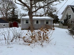 28 N Beach Ave #1, Buzzards Bay, MA 02532