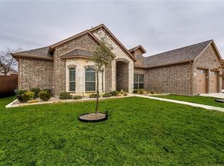 3013 Burgundy Ln, Midlothian, TX 76065
