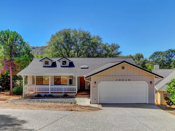 20015 Echo Blue Dr, Penn Valley, CA 95946