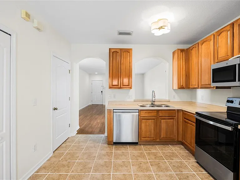 15849 Fishhawk View Dr — Photo 10
