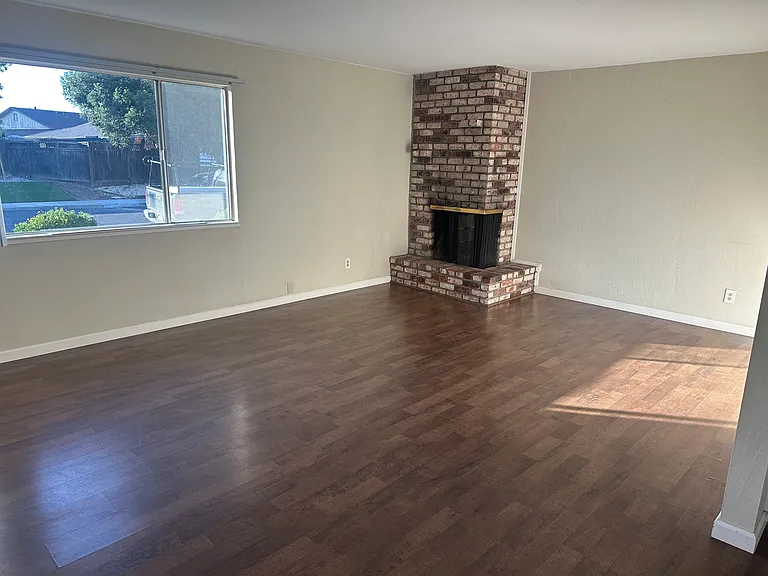 1522 Rishell Dr #1 — Photo 6