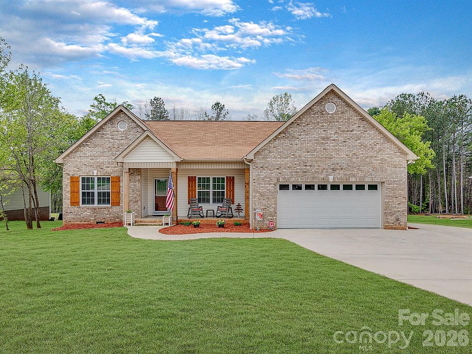 1st image of 2235 Picnic Dr