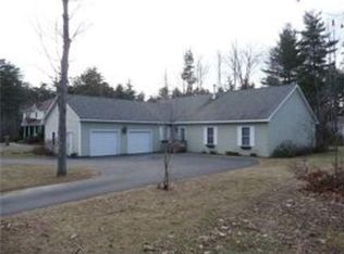 91 Lynnewood Rd, Laconia, NH 03246