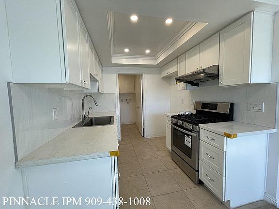 4th image of 1452 Forest Glen Dr APT 27
