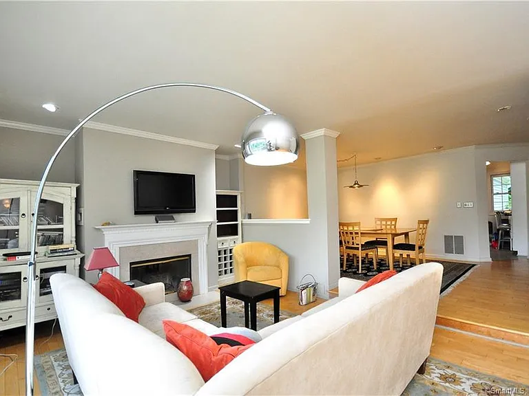 93 Litchfield Ponds Dr #93 — Photo 14