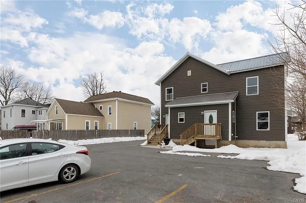 Building Photo - 154 Winslow St #2