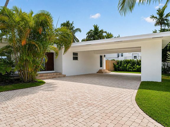 3rd image of 631 N Mashta Drive