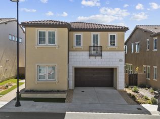 20736 Spruce Cir, Northridge, CA 91326