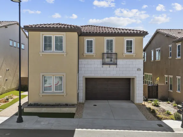 20736 Spruce Cir, Northridge, CA 91326