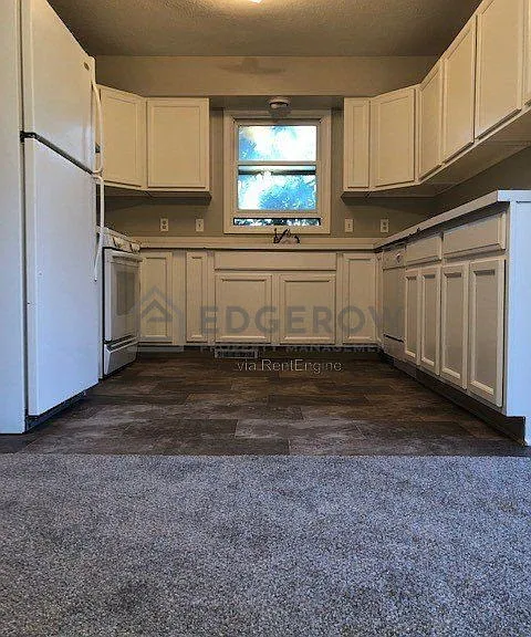 3700 Kalamazoo Ave SE — Photo 54