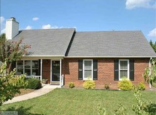 1739 Harper Spring Dr, Clemmons, NC 27012