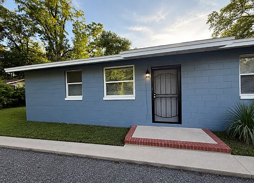 1342 McConihe St Photo 1
