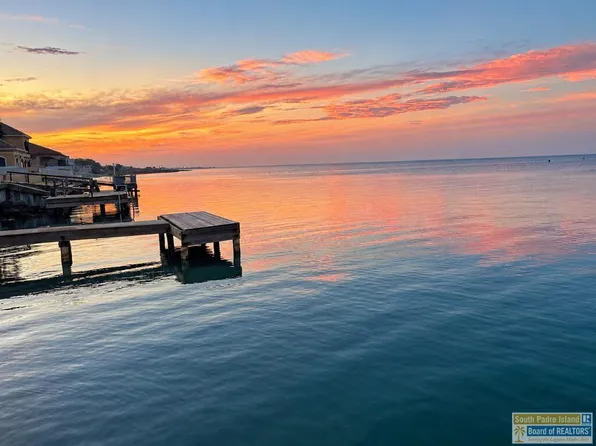 1106 N Shore Dr, Port Isabel, TX 78578