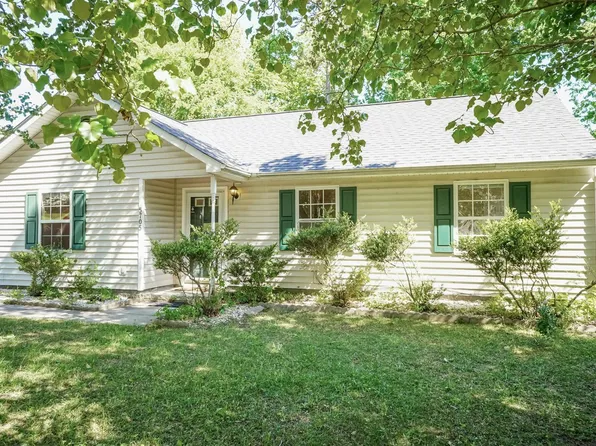 5705 Brandycrest Dr, Raleigh, NC 27610