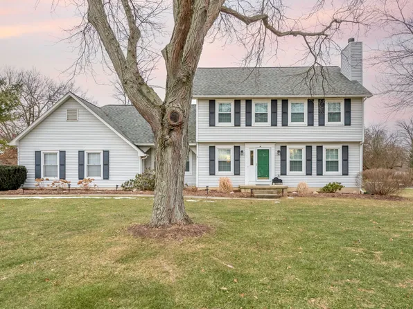 6320 Huron Creek Ct, Dexter, MI 48130