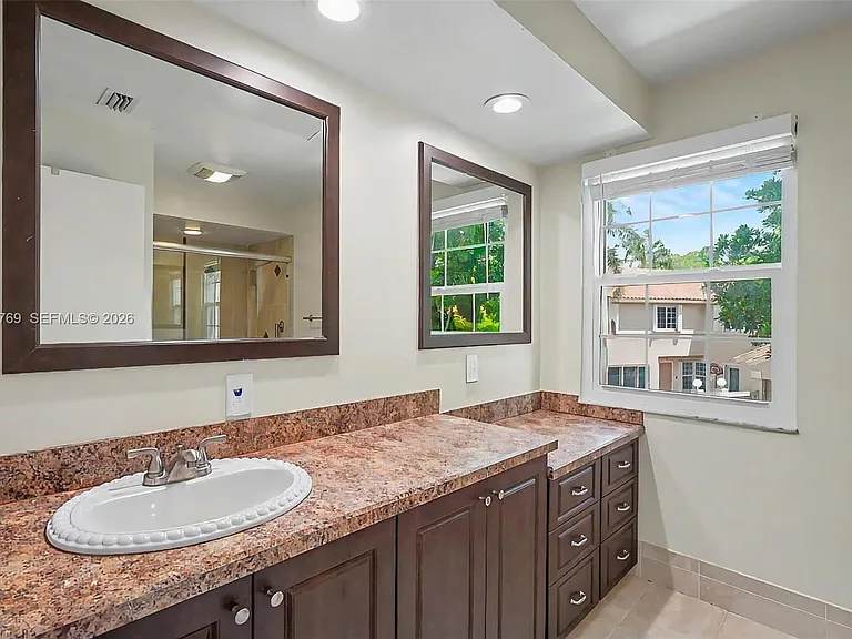 10994 Neptune Dr #10994 — Photo 32