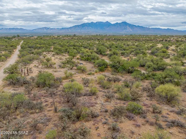 4031 W Calle Dos #0, Green Valley, AZ 85622