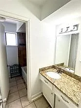 2719 Tinechester Dr — Photo 5