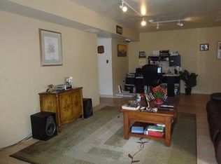 1424 Raspberry Ct, Edison, NJ 08817