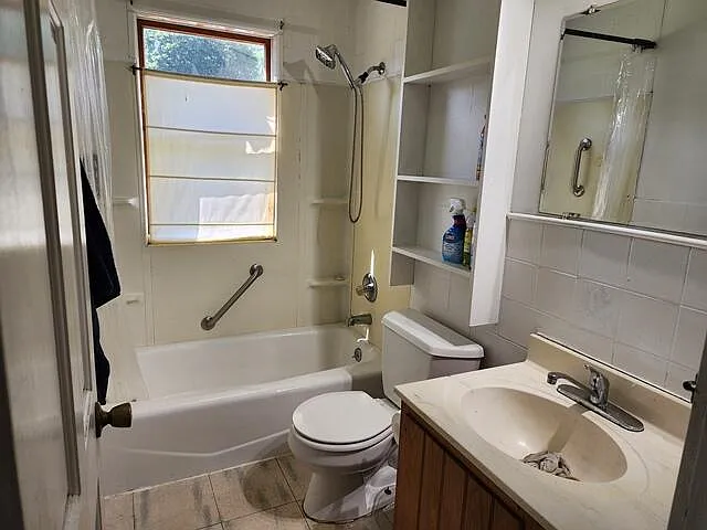 260 Meadow Rd — Photo 15