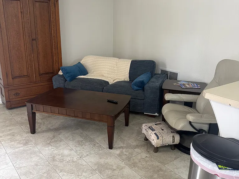 1427 S Daytona Ave #1 — Photo 6