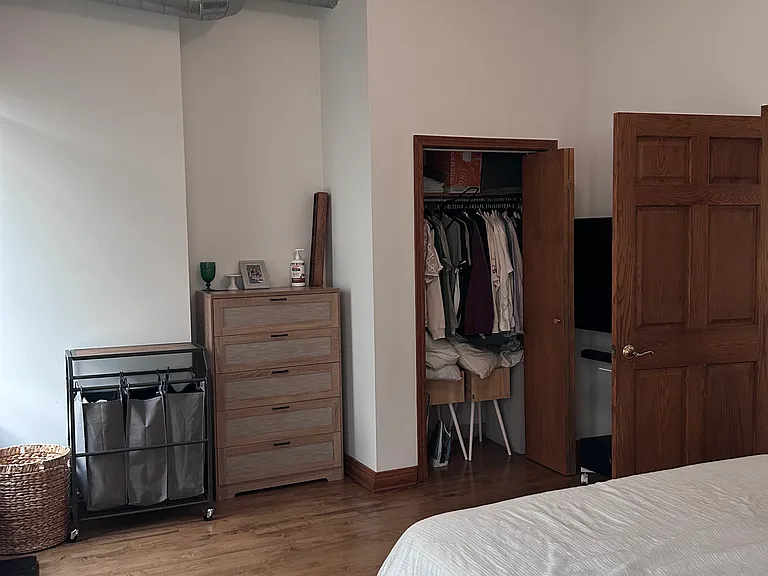 223 E Chicago St #4 — Photo 8