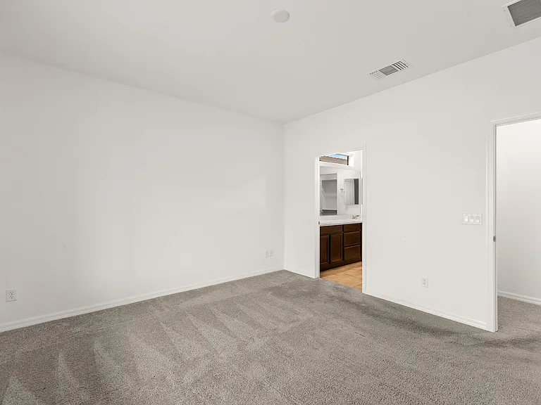 1353 Evening Breeze Ln — Photo 12