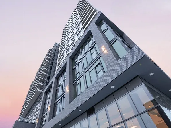 80 Bond St E, Oshawa, ON