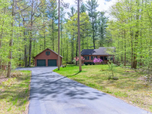 81 Evergreen Ln, Jay, NY 12941