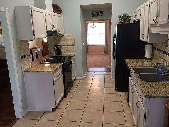 3rd image of 10061 Delano Dr E