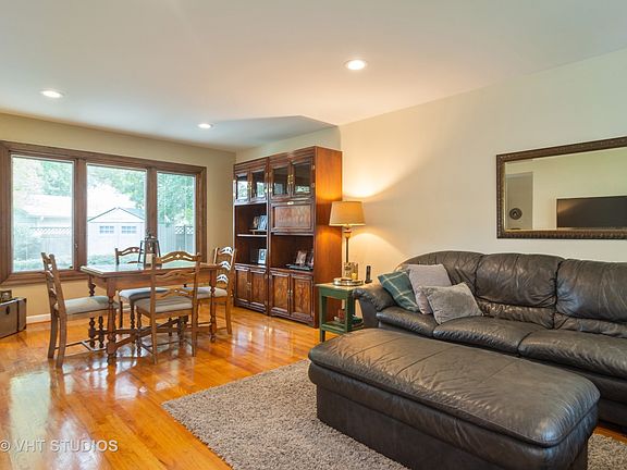 5th image of 117 N Cady Dr