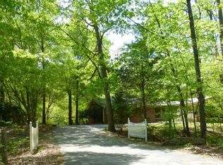 111 Ravine Ct, Greenwood, SC 29646