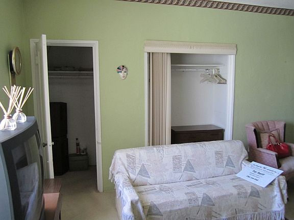 5th image of 2444 Flamingo Pl #2C