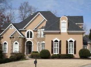 320 Falls Ridge Cv, Johns Creek, GA 30022