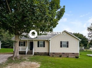 1218 Fiddle Ct, Zebulon, NC 27597