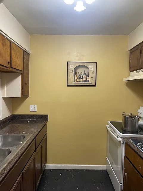 3 bed, 1.5 bath, 1500 sqft, $1,400 — Photo 4