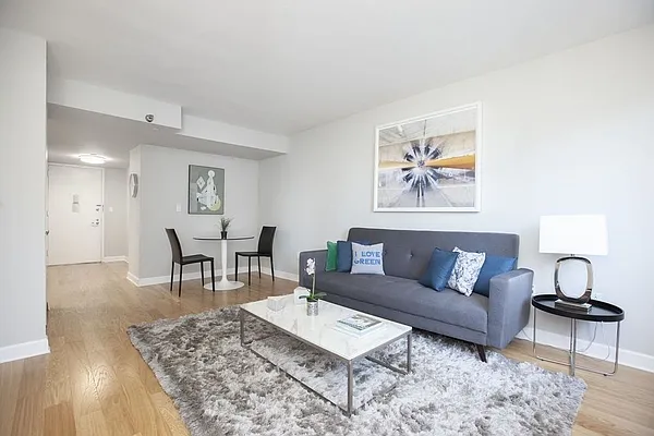 Rented by Park River | media 7