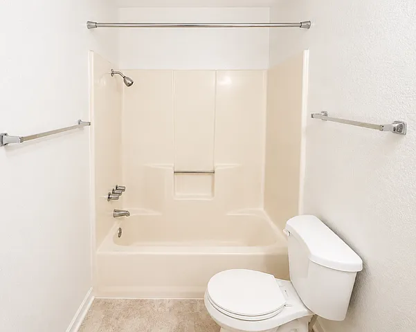 12303 Grevillea Ave — Photo 17