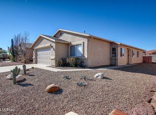 6109 N April Dr, Tucson, AZ 85741