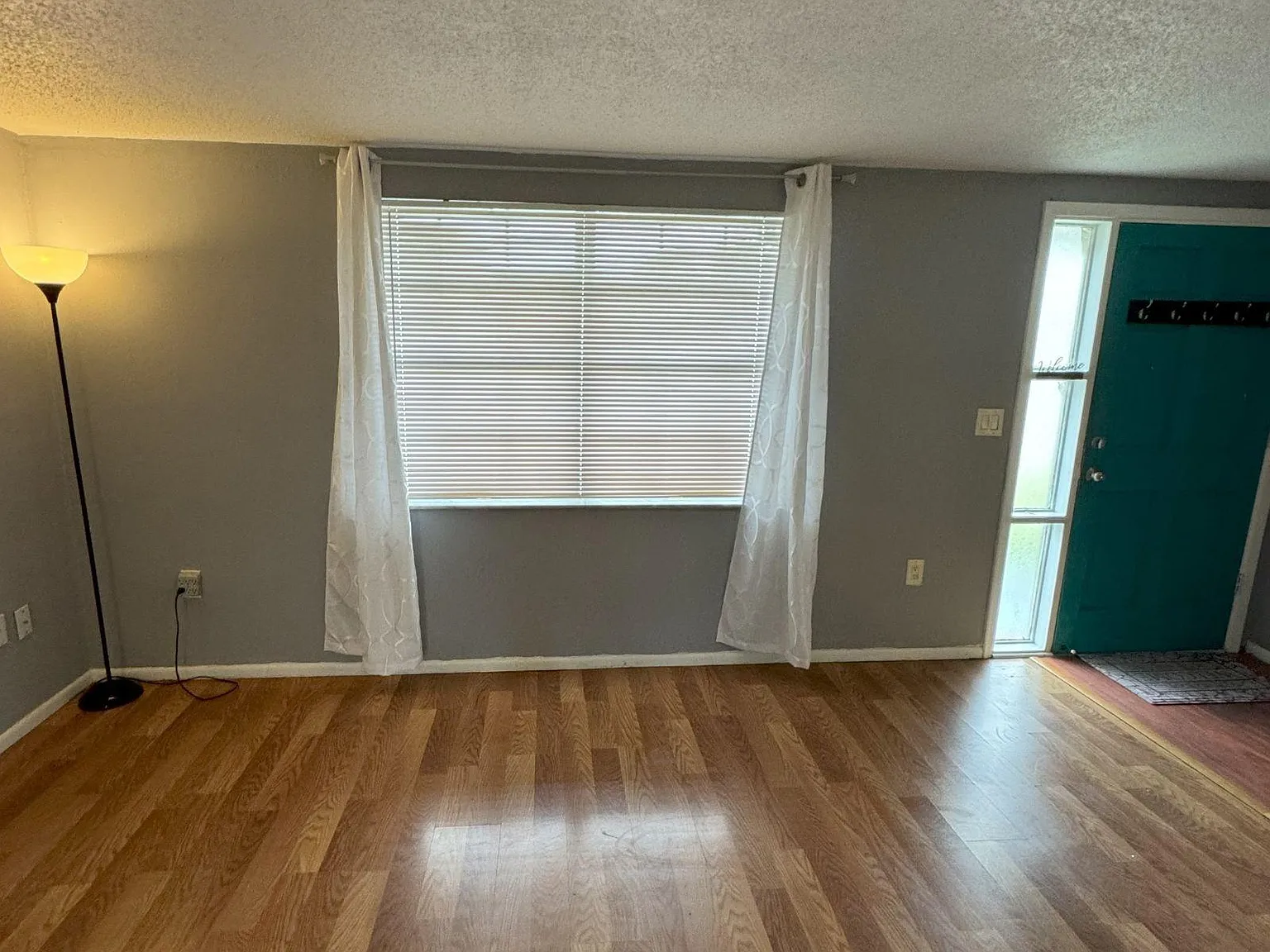7410 Castanea Dr — Photo 3
