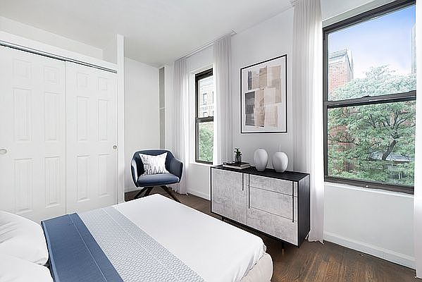 1st image of 163 E 92nd St #2/7
