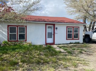 107 W State St, Rawlins, WY 82301